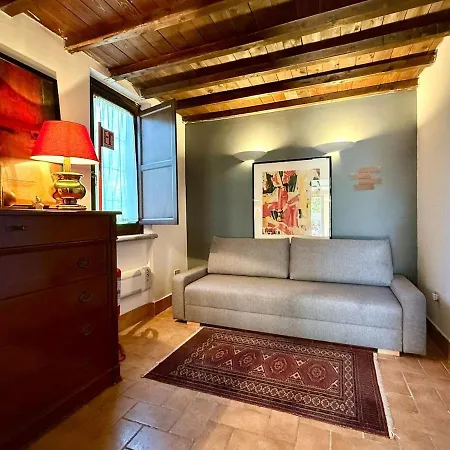 Casa Del *